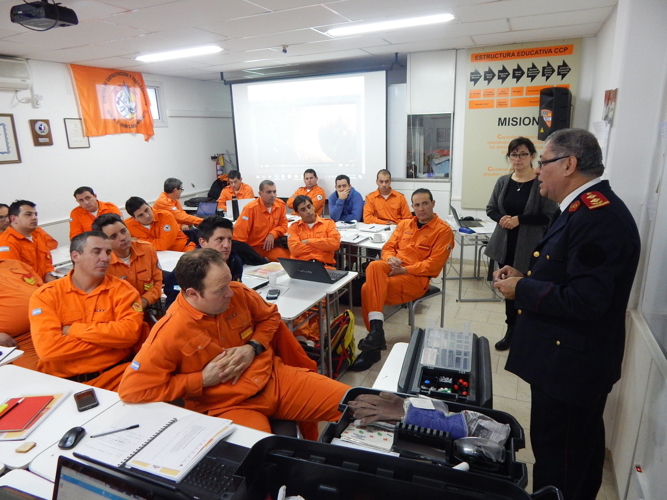 4� Nivel: La Ense�anza en el Campo de Bomberos Voluntarios