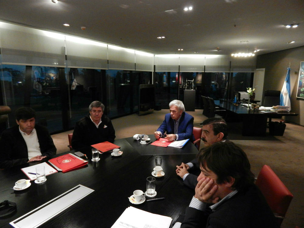 El Sr. Gobernador se reuni� con miembros de nuestra Federaci�n