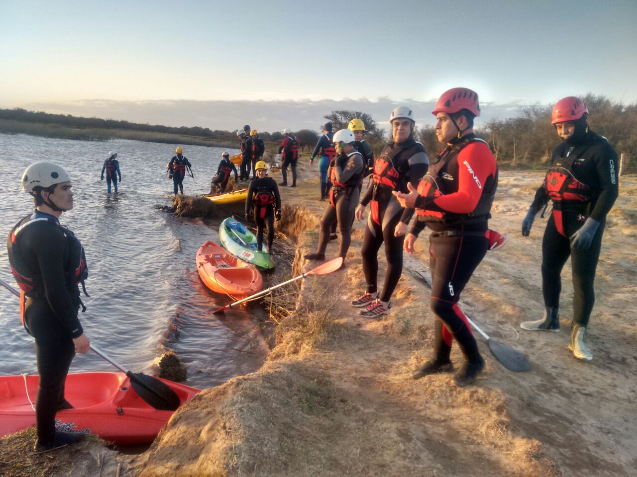 Entrenamiento Especial del Departamento Rescate Acu�tico