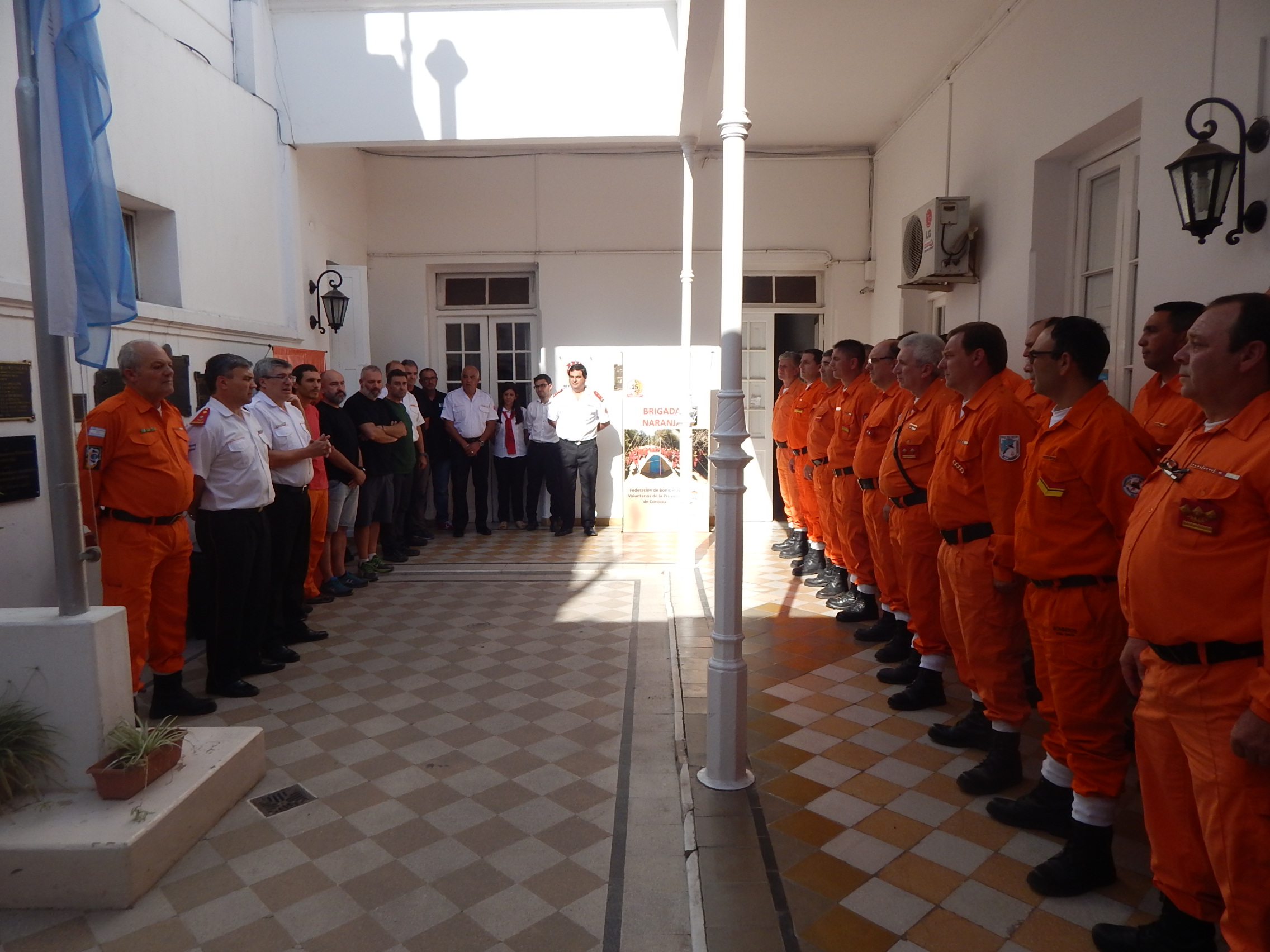 Nuestros 32 Bomberos ya se capacitan como 
