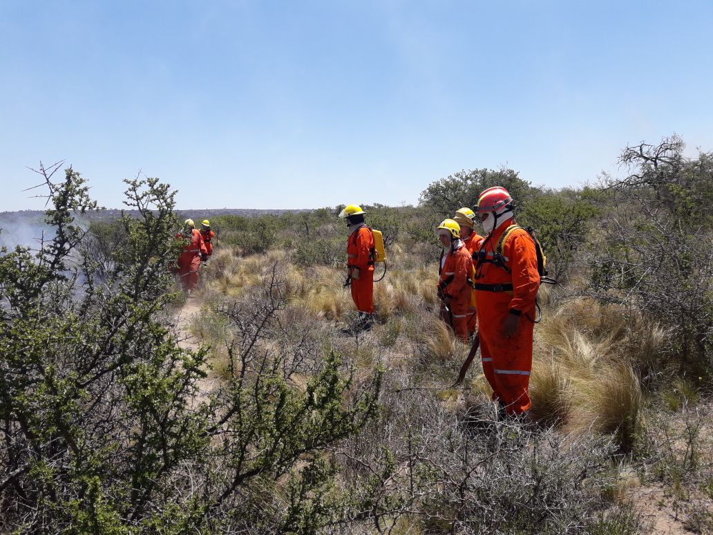 Nuestros Bomberos combatieron los Incendios en Guasapampa
