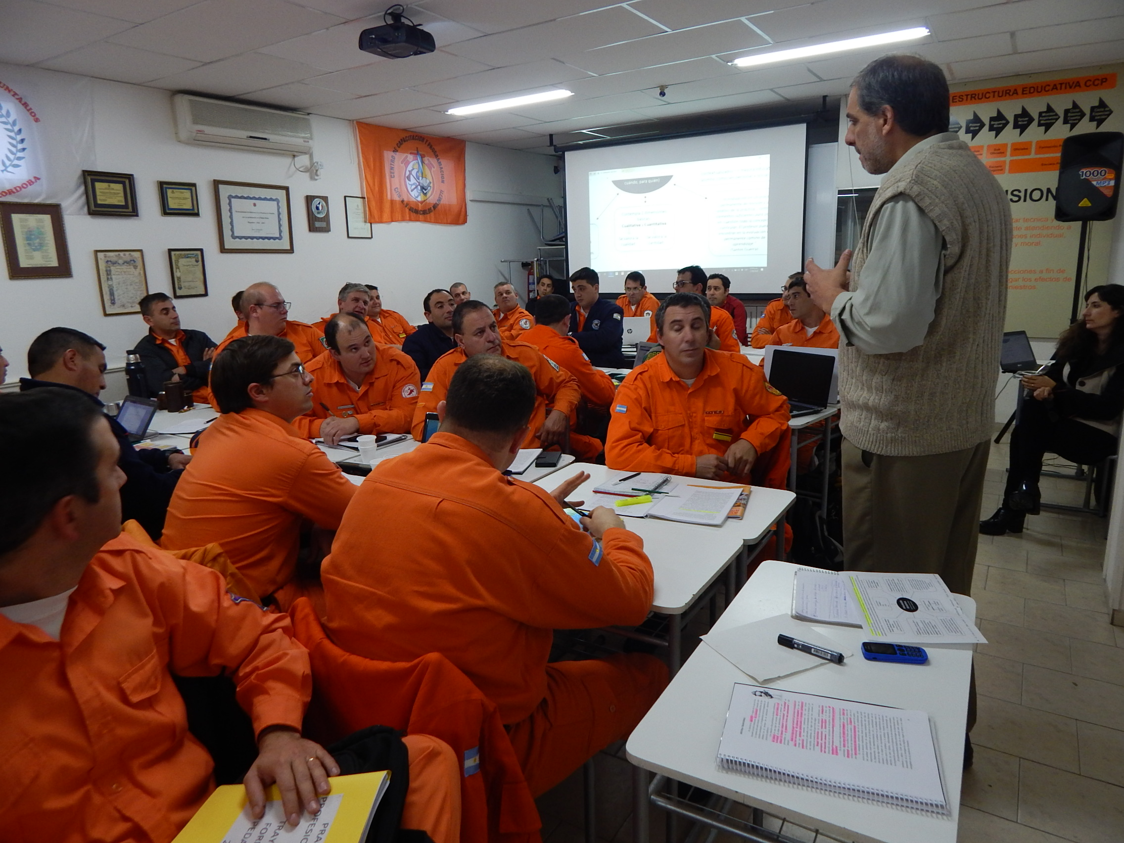 4� Nivel: La Ense�anza en el Campo de Bomberos Voluntarios
