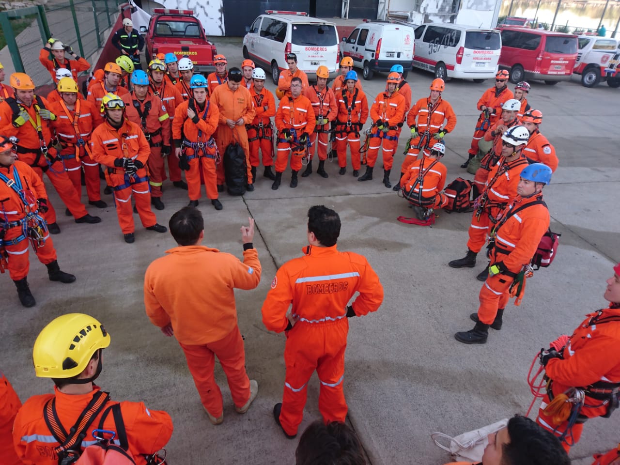 Taller de Fijaciones del Departamento Rescate con Cuerdas
