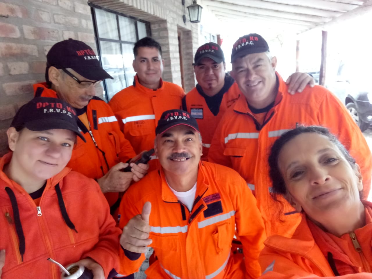 Nuestros Brigadistas de K9 buscan persona desaparecida en La Paz