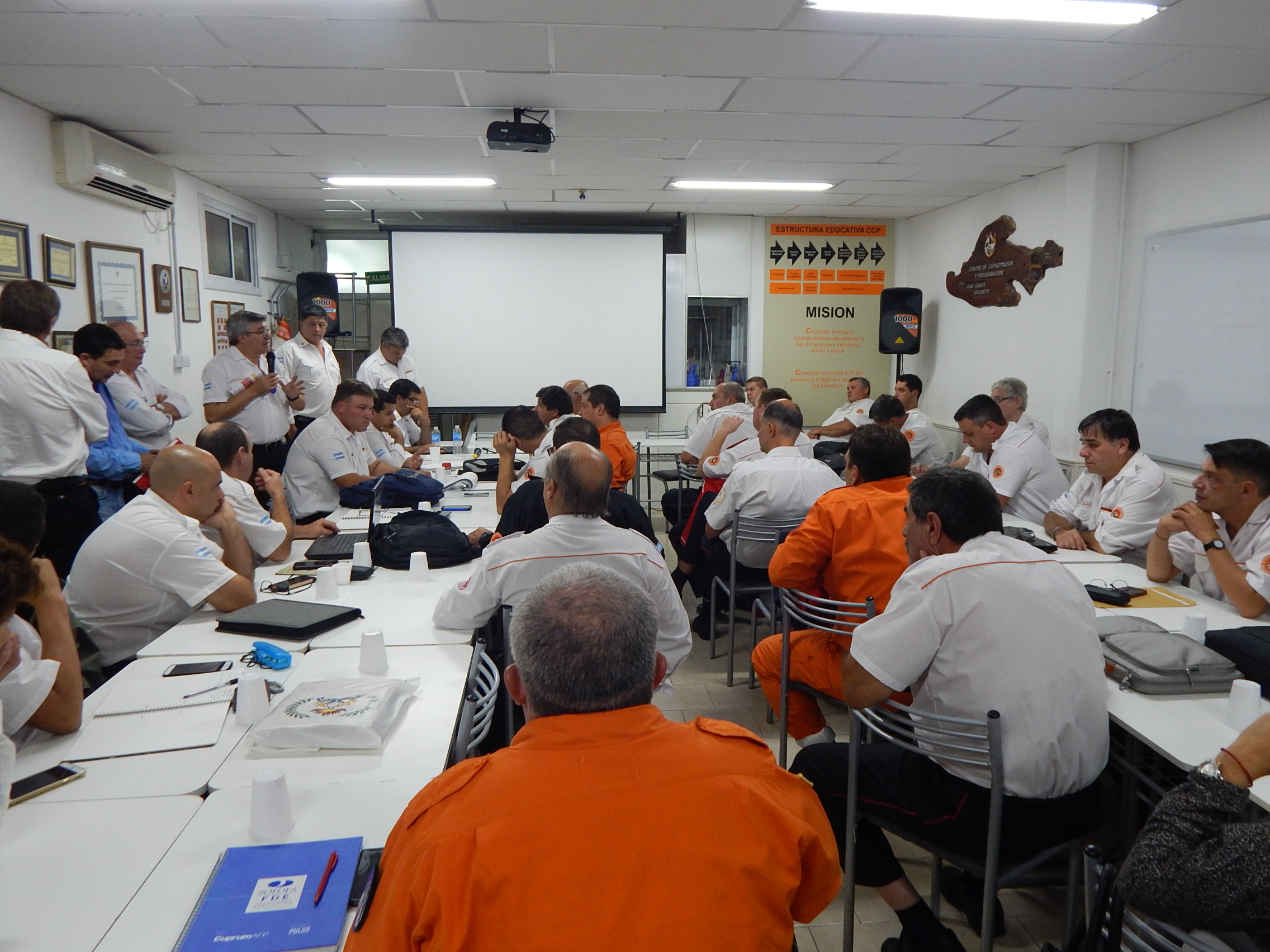 1� Reuniones Mensuales: Comisi�n Directiva y Centro de Capacitaci�n
