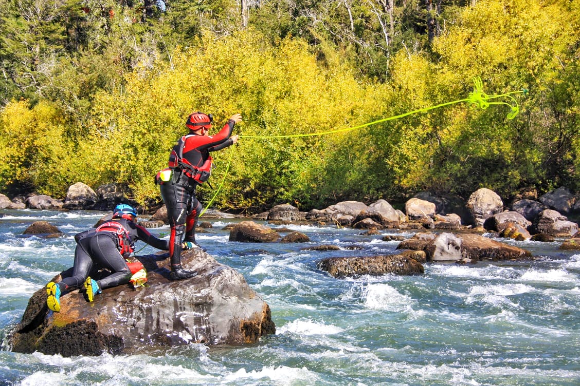 Felicitamos a nuestros Instructores de Rescate en R�os de Monta�a