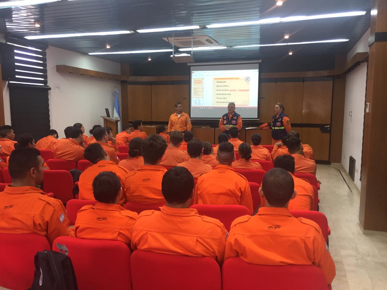 Capacitaciones del Departamento Psicolog�a de la Emergencia