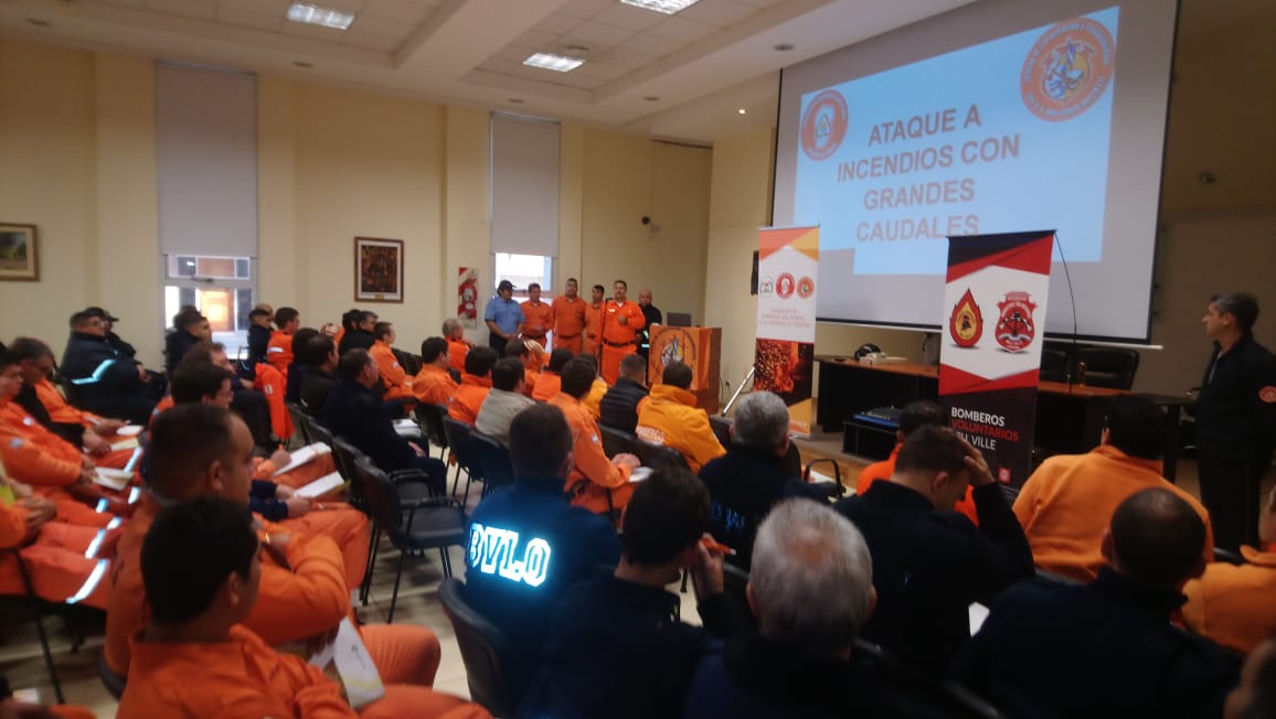 Departamento Fuego: Taller de Capacitaci�n