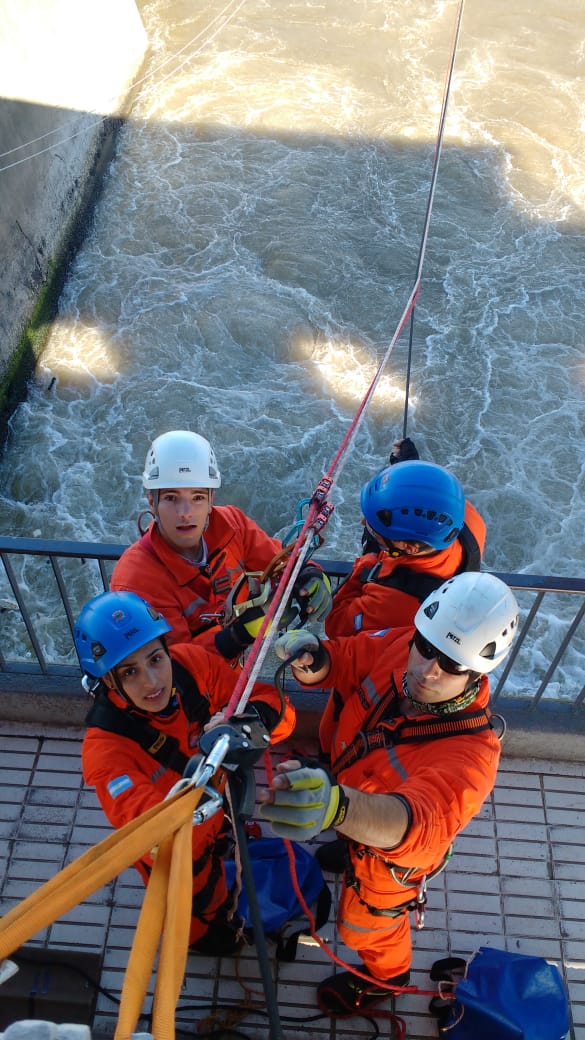 Curso de Rescate con Cuerdas en Corrientes de Agua - 2� Edici�n