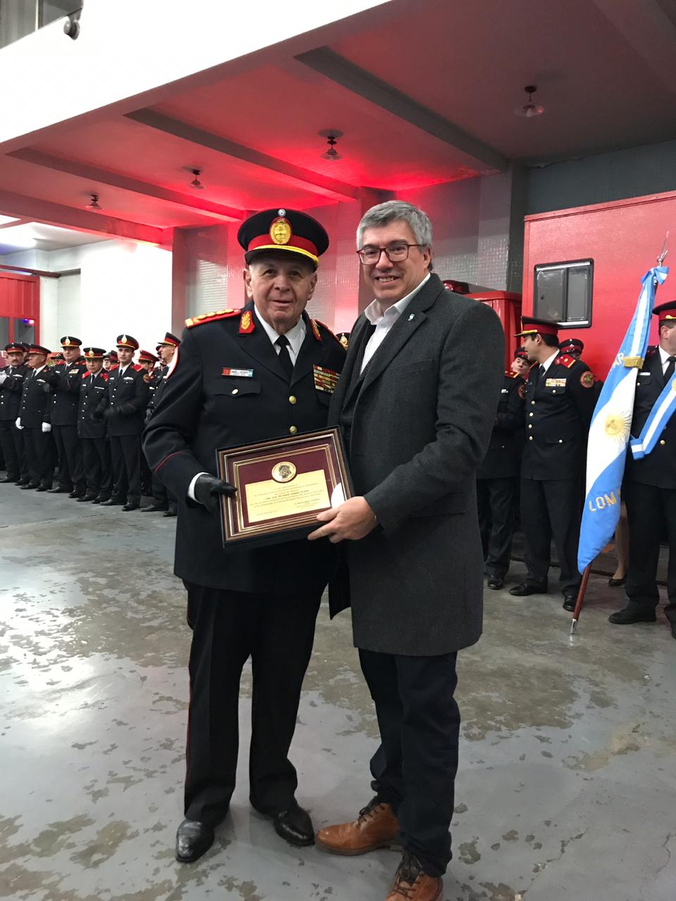 Nuestra Federaci�n reconoci� 50 a�os de Servicio del Cmdt. Gral. Vicente