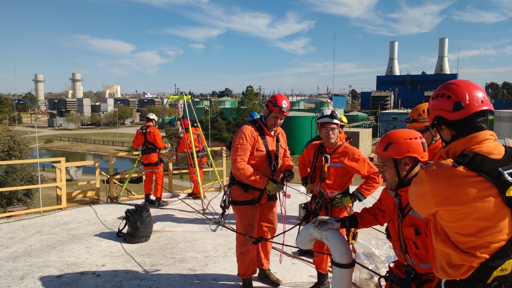Curso Formaci�n de Monitor y Operador de Rescate en Espacios Confinados