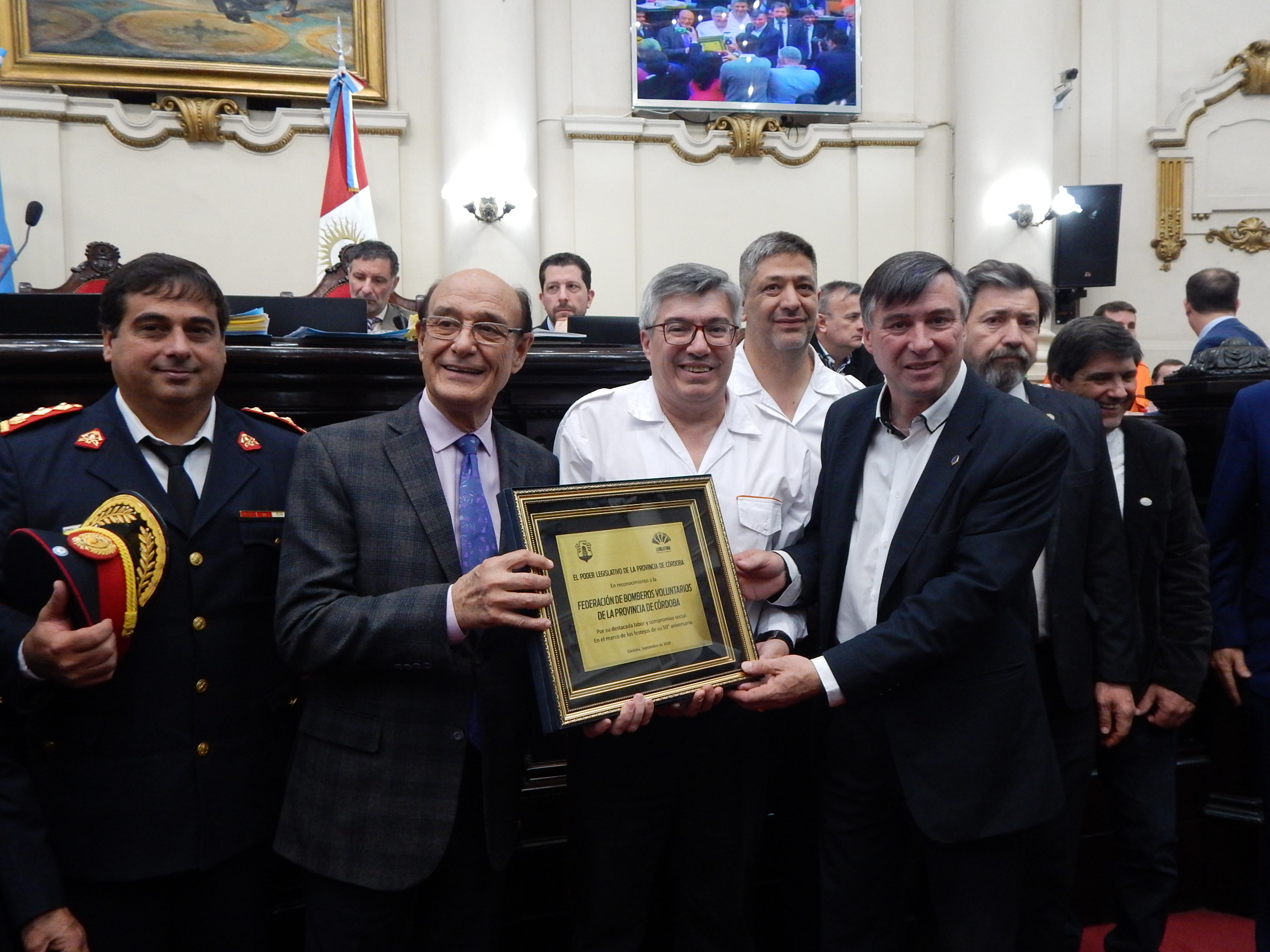 50� Aniversario: Provincia y Ciudad  reconocen a nuestra Federaci�n