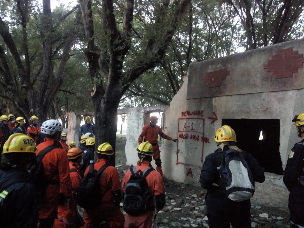 2� Nivel-Escuela Regional 5: Capacitaci�n en Rescate Urbano