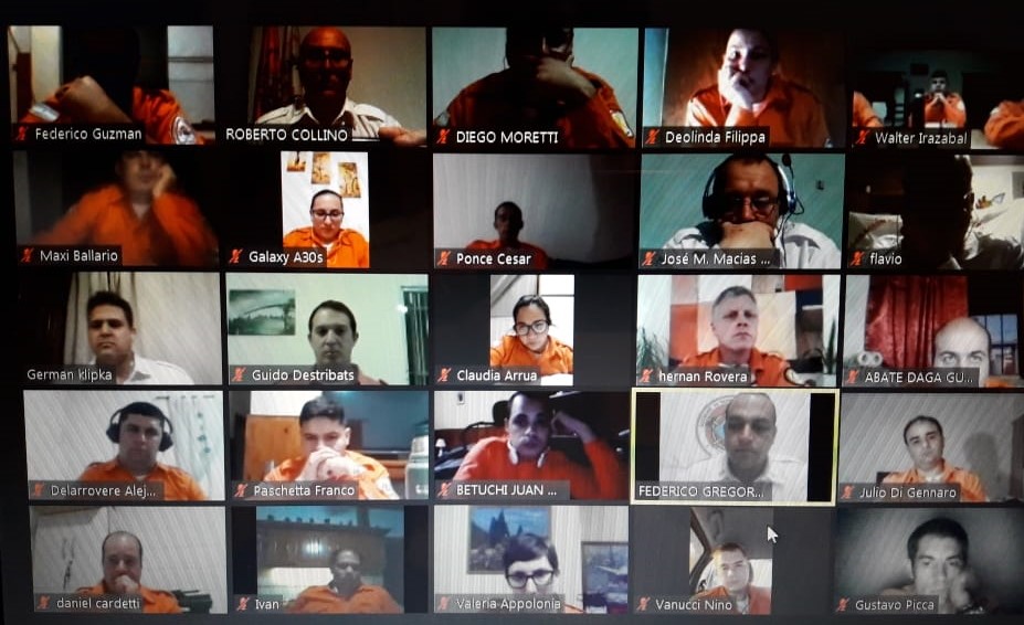 3� Nivel: los Grupos 