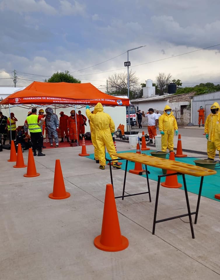 �ltimo Taller de Materiales Peligrosos con el CEMMP en James Craik