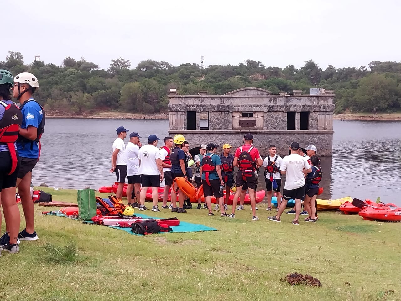 Curso de Rescate Acu�tico para 2� Nivel de la Escuela Regional Federativa 5